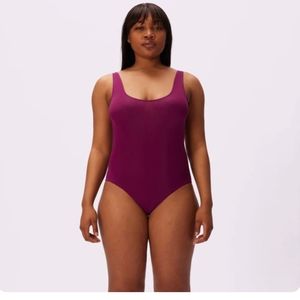 Parade Easy Scoop Bodysuit M